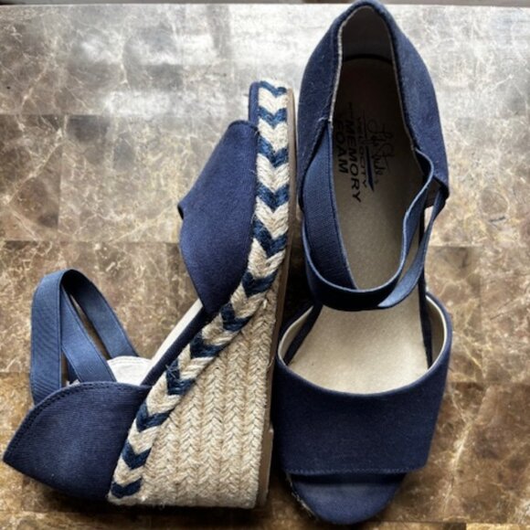 Life Stride Shoes - LifeStride Taffy Espadrille Wedge Sandal